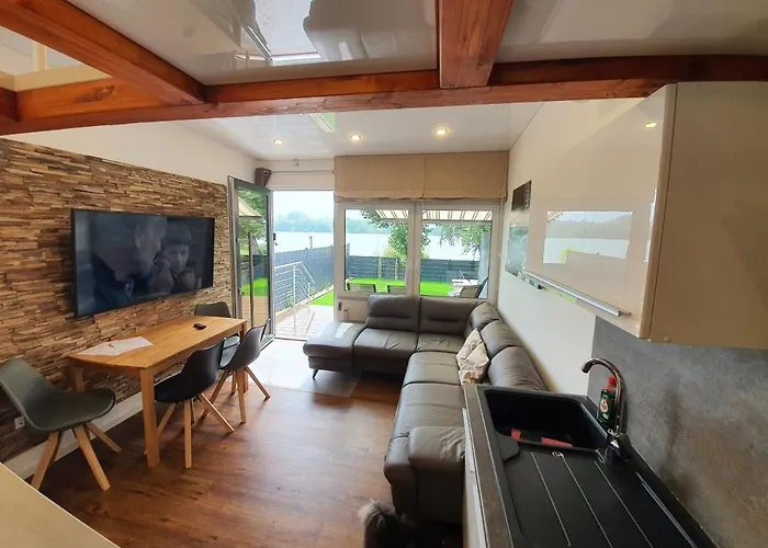 Am See-2 아파트 *